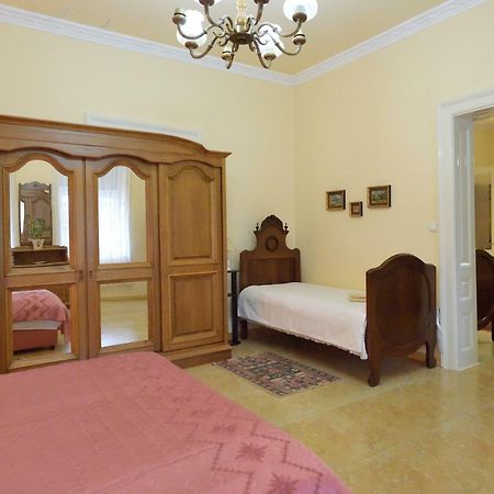 Apartman Vila Milica Kikinda ภายนอก รูปภาพ